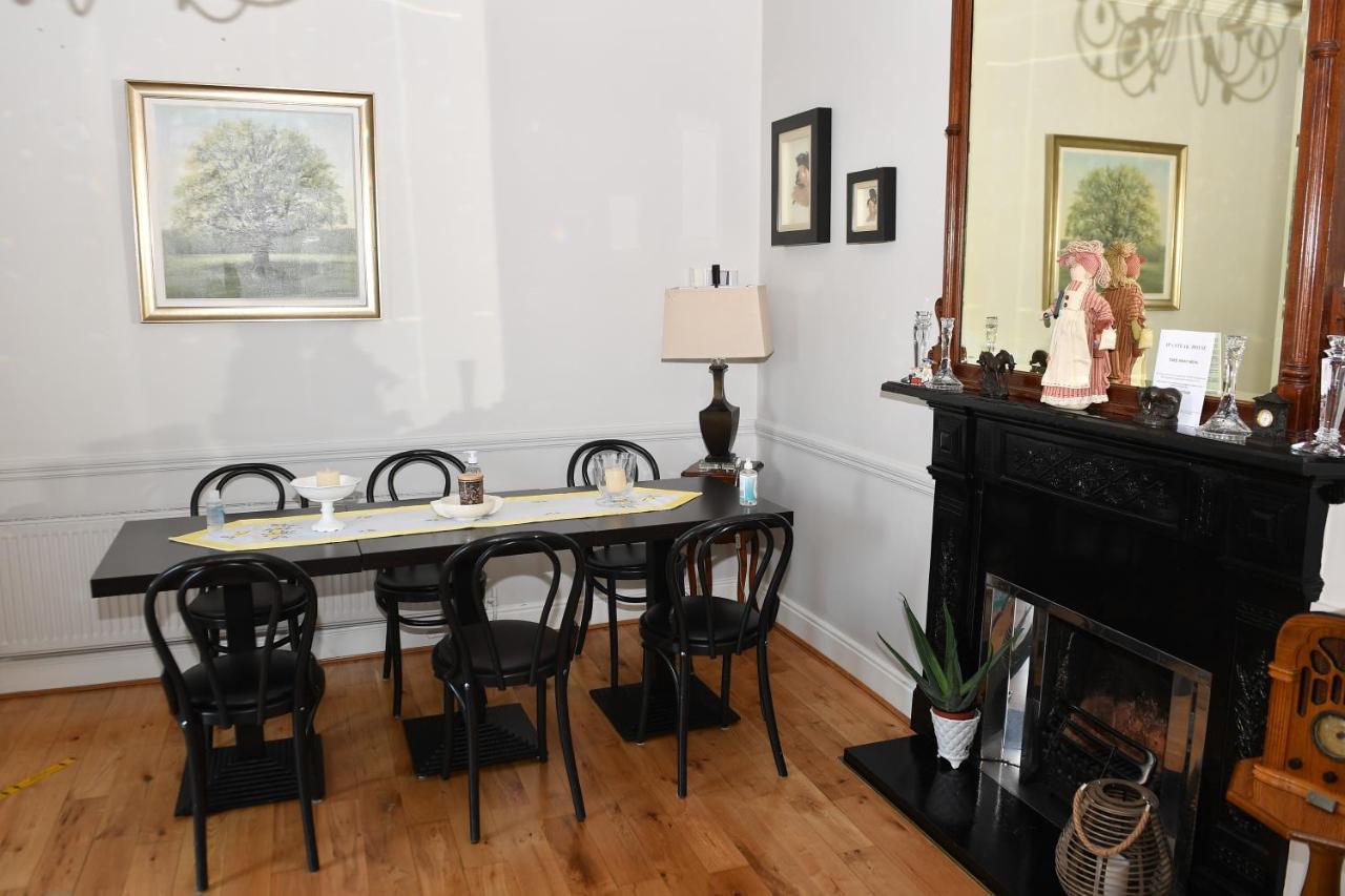 Railway House Guest House 멀린가 외부 사진